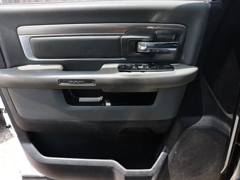 Used 2015 RAM 1500 Big Horn RWD image 39