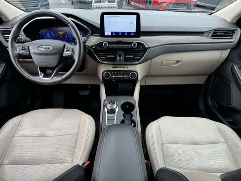 Used 2020 Ford Escape Titanium AWD/4WD image 21