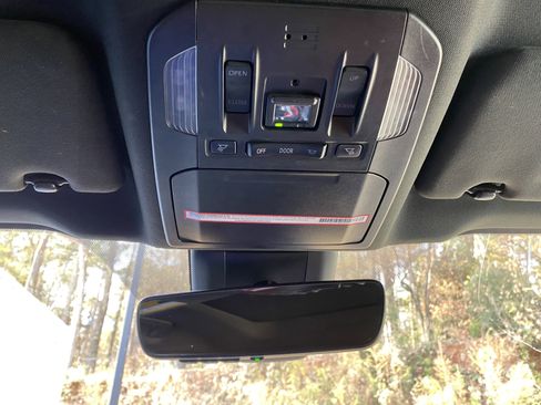 Used 2023 Toyota Highlander XSE image 31