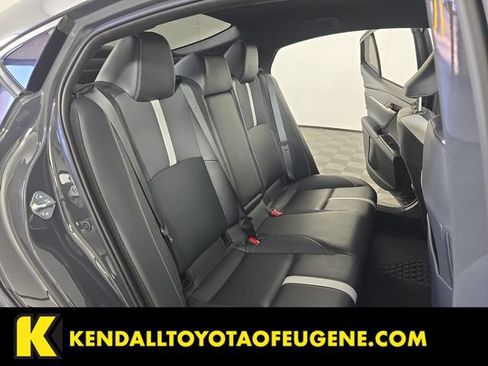 Used 2025 Toyota Camry SE AWD/4WD image 25