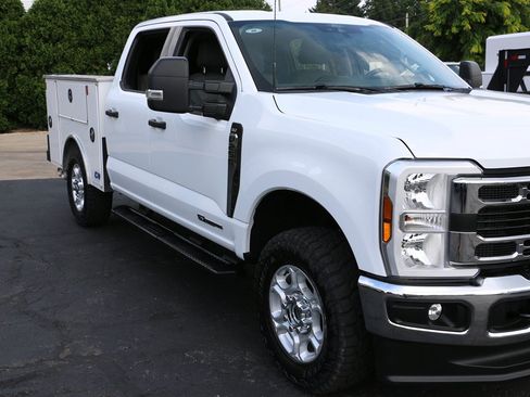 Used 2025 Ford F250 XLT w/ FX4 Off-Road Package AWD/4WD image 40