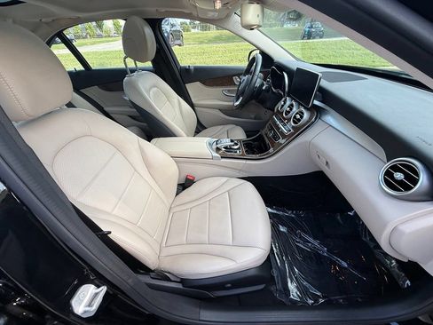 Used 2016 Mercedes-Benz C 300 4MATIC Sedan w/ Multimedia Package image 41