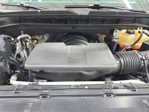 Used 2023 Chevrolet Tahoe Premier RWD image 17