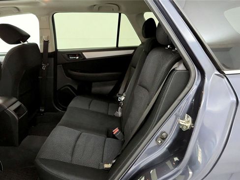 Used 2017 Subaru Outback 2.5i Premium image 22