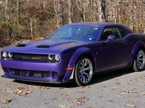 Used 2023 Dodge Challenger SRT Hellcat image 6