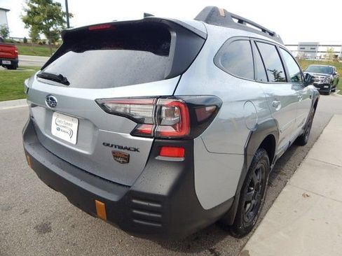 Certified 2025 Subaru Outback Wilderness AWD/4WD image 7