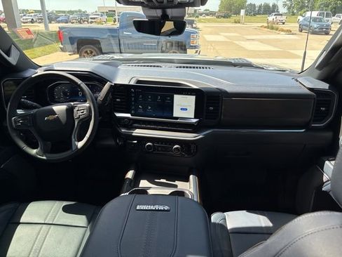 Used 2024 Chevrolet Silverado 2500 High Country w/ Technology Package AWD/4WD image 25