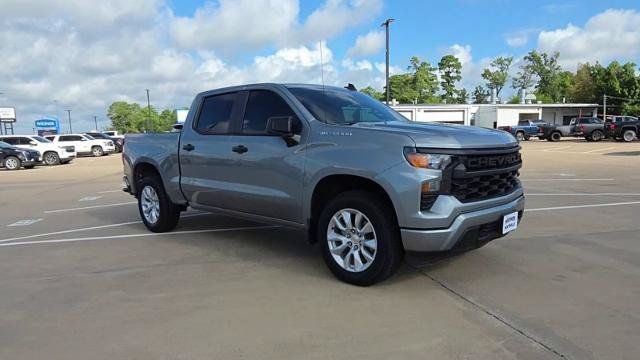 Certified 2025 Chevrolet Silverado 1500 Custom AWD/4WD image 2
