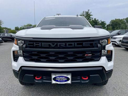 Used 2024 Chevrolet Silverado 1500 Custom Trail Boss AWD/4WD image 2