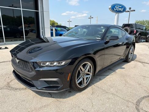 Used 2024 Ford Mustang Premium RWD image 3