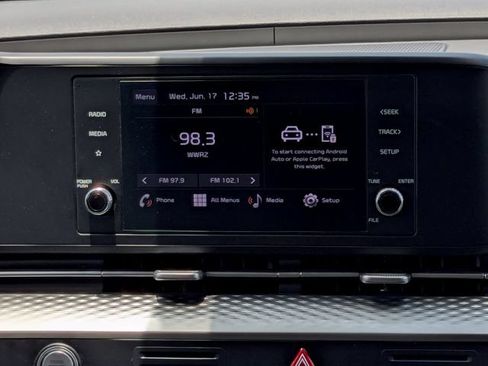 Certified 2024 Kia Carnival LX FWD image 23