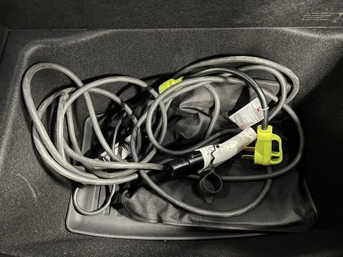 Used 2023 Tesla Model 3 Standard Range image 42