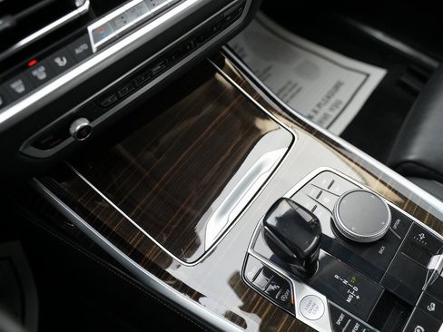 Used 2020 BMW X7 xDrive40i w/ Luxury Seating Package image 33