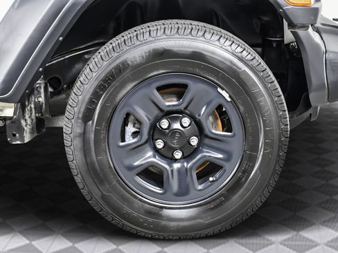 Used 2022 Jeep Gladiator Sport image 29