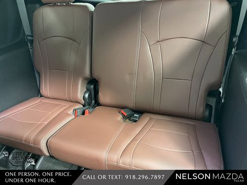 Used 2018 Buick Enclave Avenir w/ Avenir Technology Package image 41