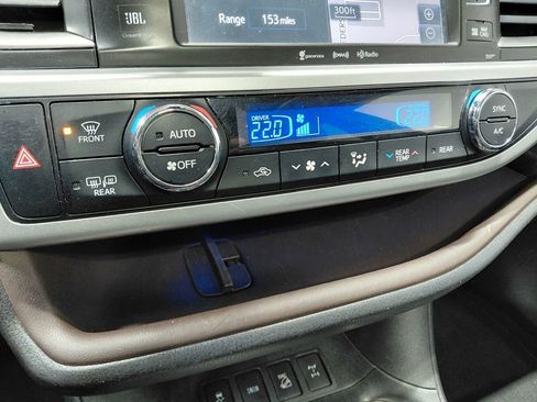 Used 2019 Toyota Highlander Limited image 40