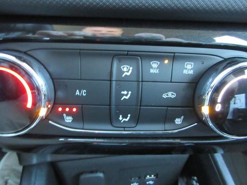 Certified 2026 Chevrolet TrailBlazer LT w/ LT Cold Weather Package image 30