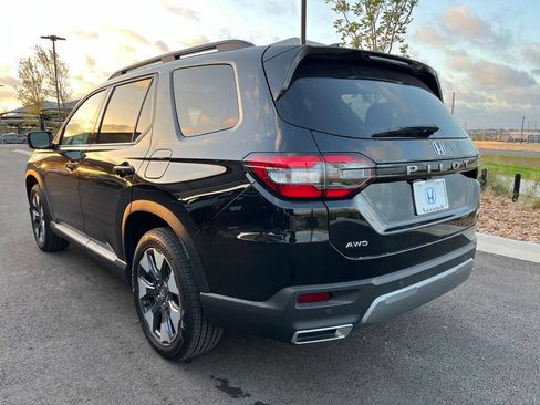 Used 2026 Honda Pilot Elite image 6