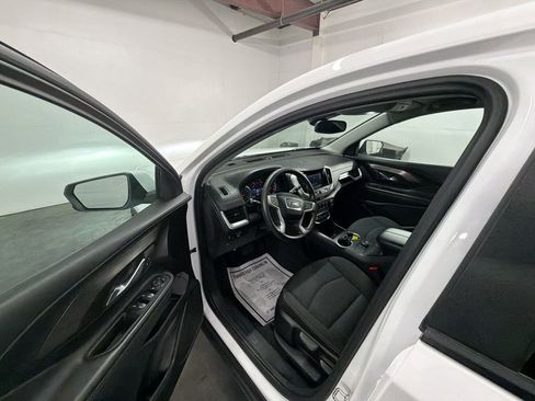 Certified 2024 GMC Terrain SLE FWD image 10