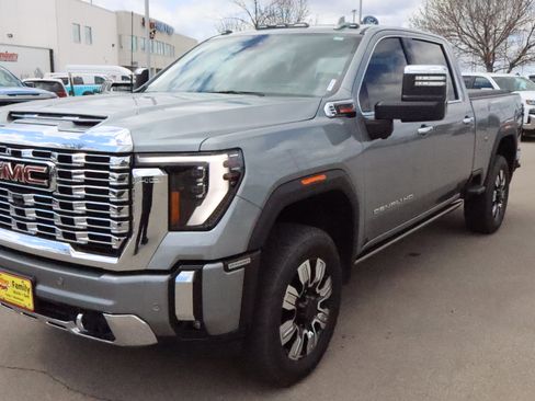 Certified 2024 GMC Sierra 2500 Denali w/ Denali Reserve Package AWD/4WD image 3