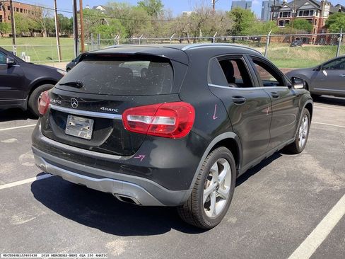Used 2018 Mercedes-Benz GLA 250 4MATIC image 5