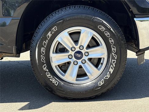 Used 2016 Ford F150 XL w/ Equipment Group 101A Mid AWD/4WD image 27