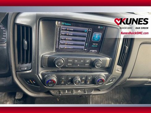 Used 2018 Chevrolet Silverado 1500 LT w/ All Star Edition image 15