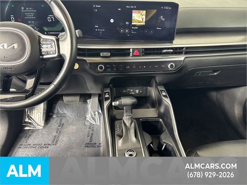 Used 2024 Kia Sorento S image 33