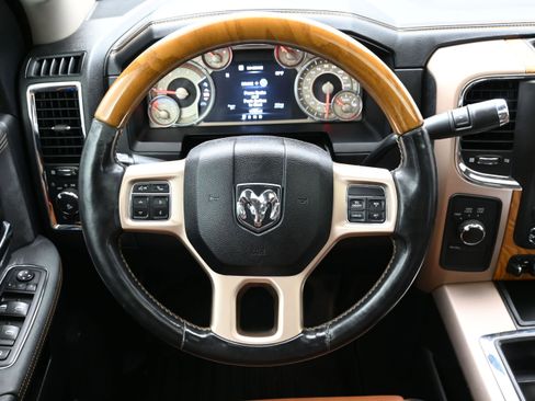 Used 2015 RAM 2500 Longhorn w/ Convenience Group AWD/4WD image 30