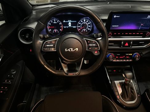 Certified 2022 Kia Forte GT-Line w/ GT-Line Technology Package image 18