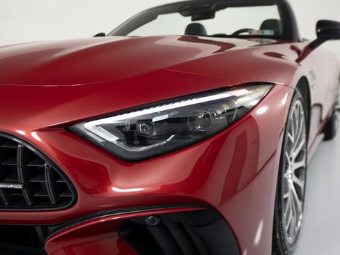 Used 2022 Mercedes-Benz SL 63 AMG 4MATIC image 42