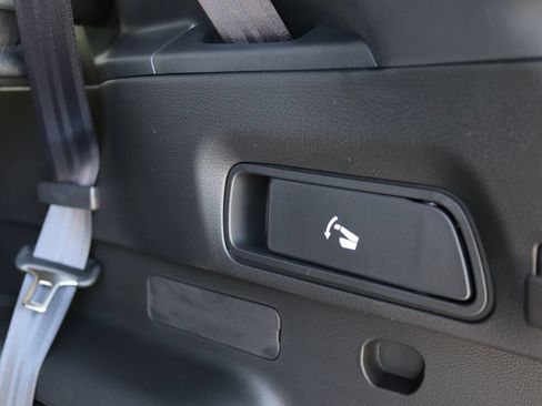 New 2026 Mitsubishi Outlander SE AWD/4WD image 14