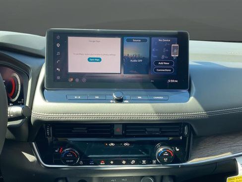 New 2026 Nissan Rogue Platinum image 13