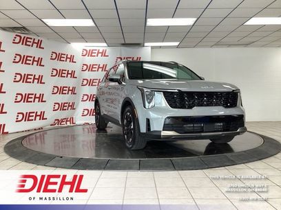 New 2026 Kia Sorento S w/ S Panoramic Sunroof Package