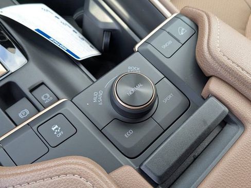 New 2026 Toyota Grand Highlander AWD Hybrid image 30