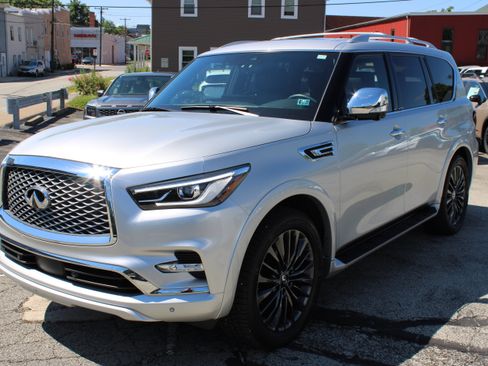 Used 2023 INFINITI QX80 Sensory w/ Cargo Package AWD/4WD image 1