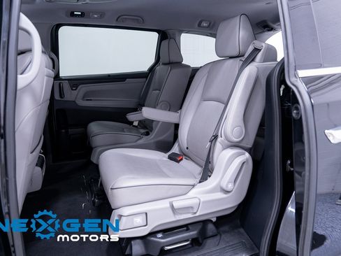 Used 2022 Honda Odyssey Elite image 40
