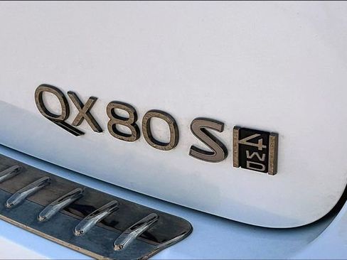 Used 2026 INFINITI QX80 4WD w/ Sport Exterior Package image 8