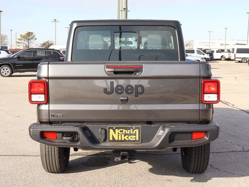 New 2026 Jeep Gladiator Sport image 6