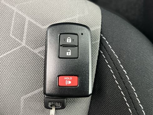 Used 2023 Toyota Tacoma TRD Off-Road image 37