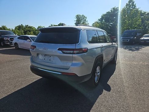 Used 2025 Jeep Grand Cherokee L Laredo w/ Luxury Tech Group I image 7