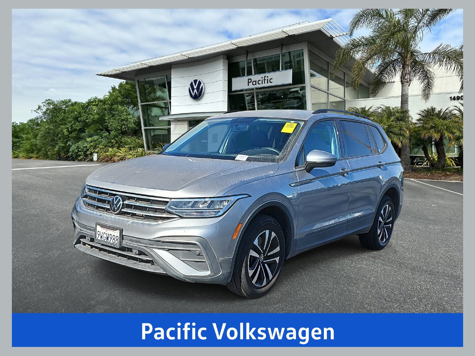 Used 2022 Volkswagen Tiguan S FWD image 1