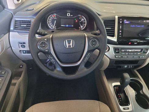 Used 2018 Honda Pilot EX image 22