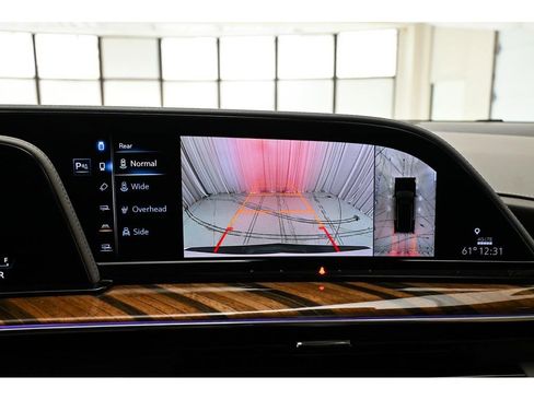 Used 2024 Cadillac Escalade Sport Platinum w/ LPO, ONYX Package AWD/4WD image 54