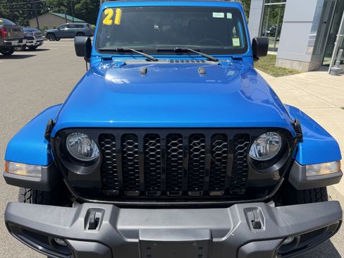 Used 2021 Jeep Gladiator Sport AWD/4WD image 5