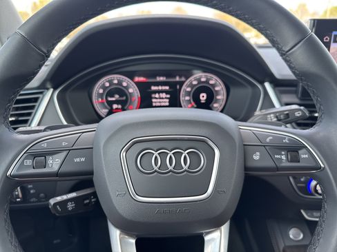 Used 2024 Audi Q5 2.0T Premium Plus w/ Premium Plus Package image 10