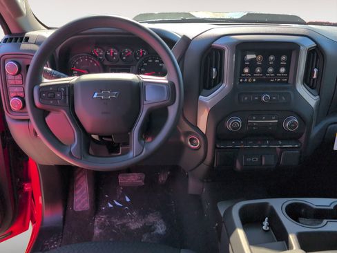 New 2026 Chevrolet Silverado 1500 Custom Trail Boss w/ LPO, Dark Essentials Package AWD/4WD image 10