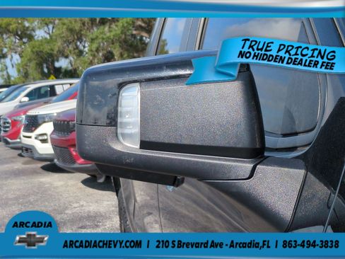 Used 2022 Chevrolet Silverado 1500 LT Trail Boss w/ LT Trail Boss Premium Package AWD/4WD image 12