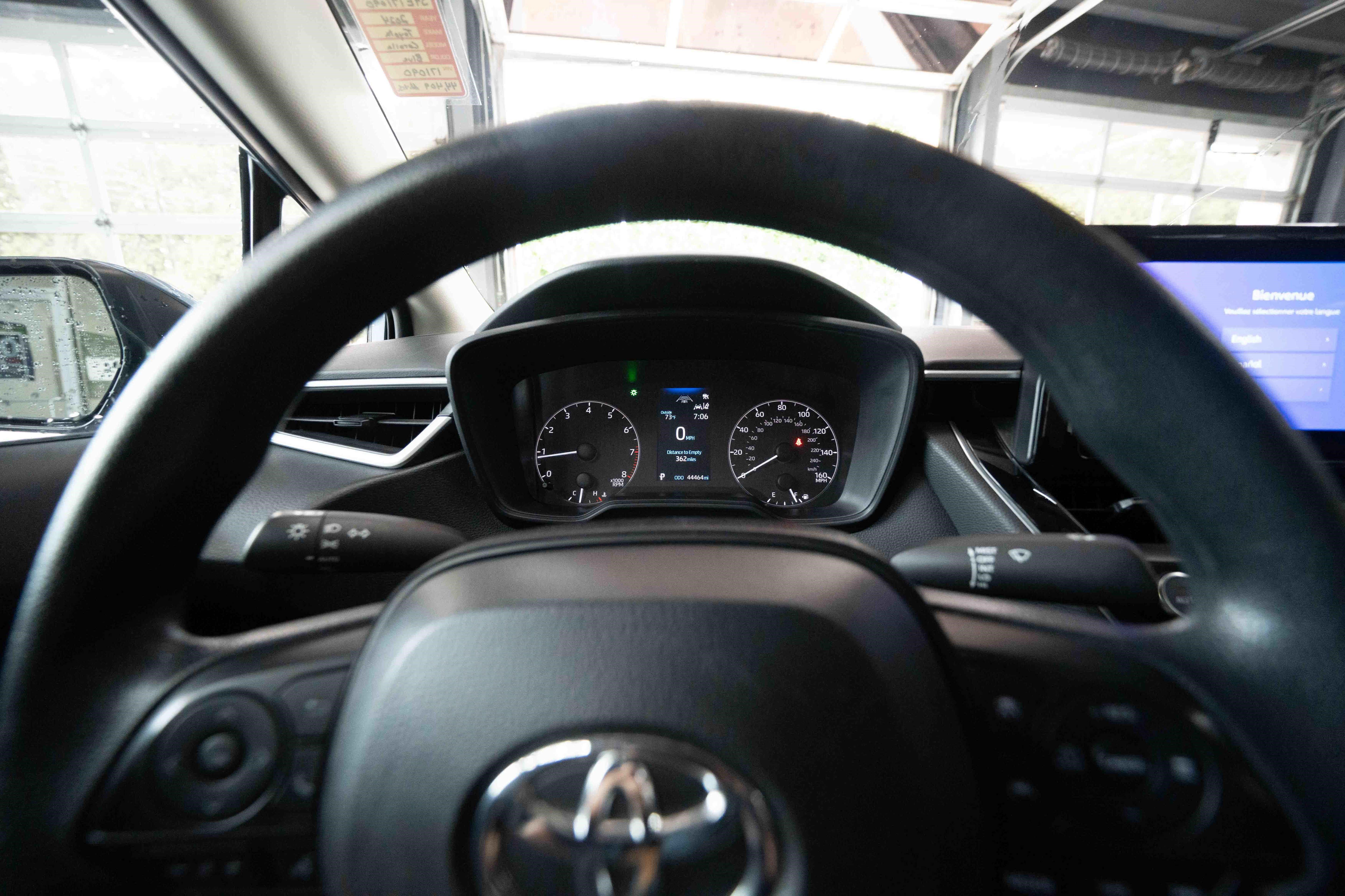 Used 2024 Toyota Corolla LE FWD image 15