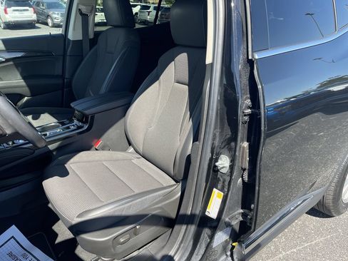 Used 2023 Buick Envision Preferred AWD/4WD image 18